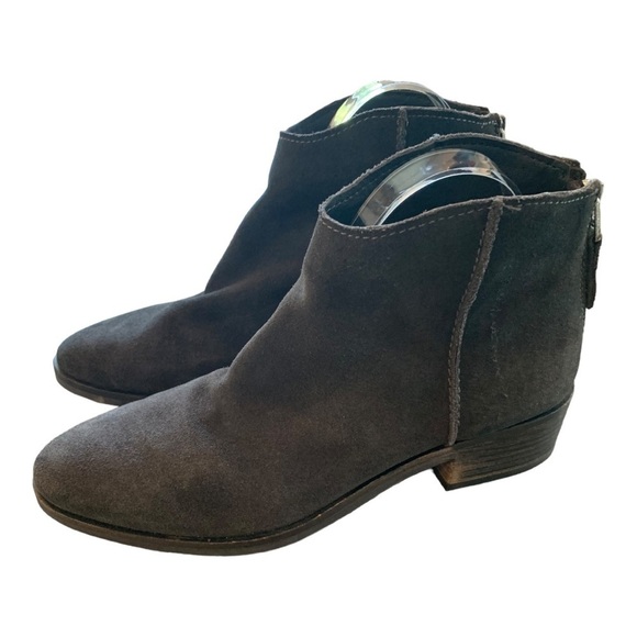 Dolce Vita Shoes - Dolce Vita Tucker Dark  Grey Suede Ankle Boots Women's sz 9 EUC